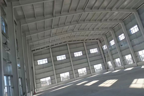 長春鋼結構廠房探討：鋼結構廠房的抗震性能